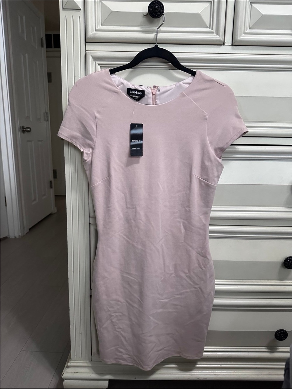 Bebe Solid Short Sleeve Bodycon Dress